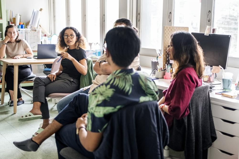 A team holding an informal meeting